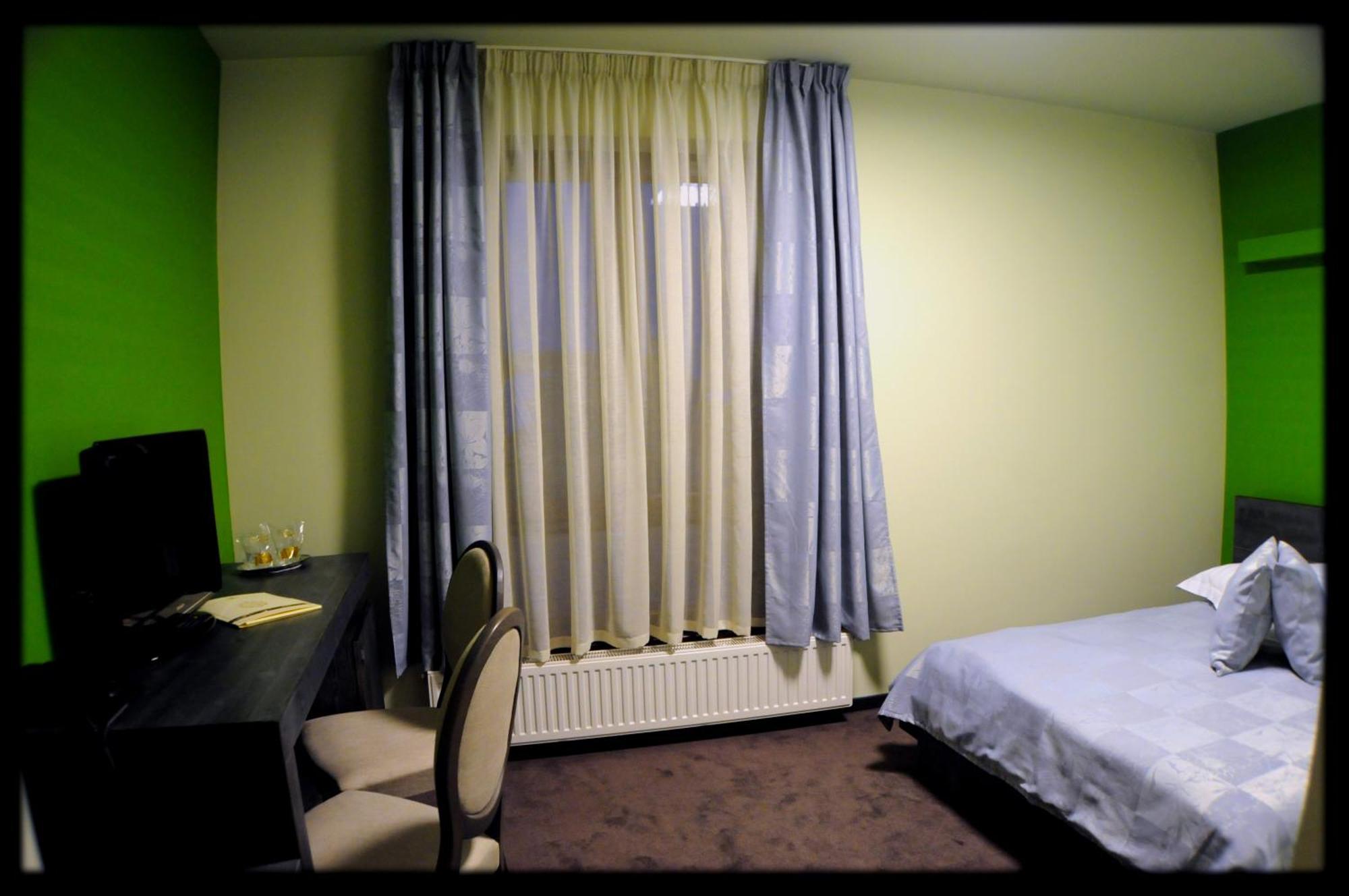 Hotel Diafan Nagybánya Kültér fotó